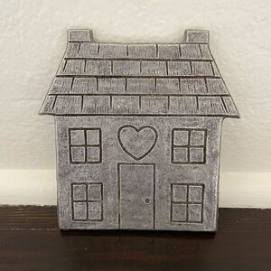 CARSON PEWTER House TRIVET with Heart #96069  4.75" x 4.75"  USA gift home decor
